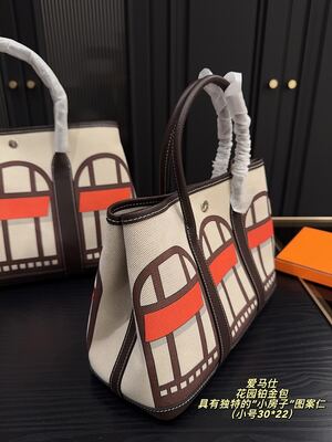 Hermes Kelly Bag view 6