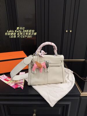 Hermes Kelly Bag view 10