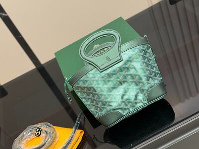 Goyard Saint Louis Tote view 2