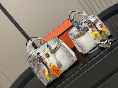 Hermes Birkin Bag view 5