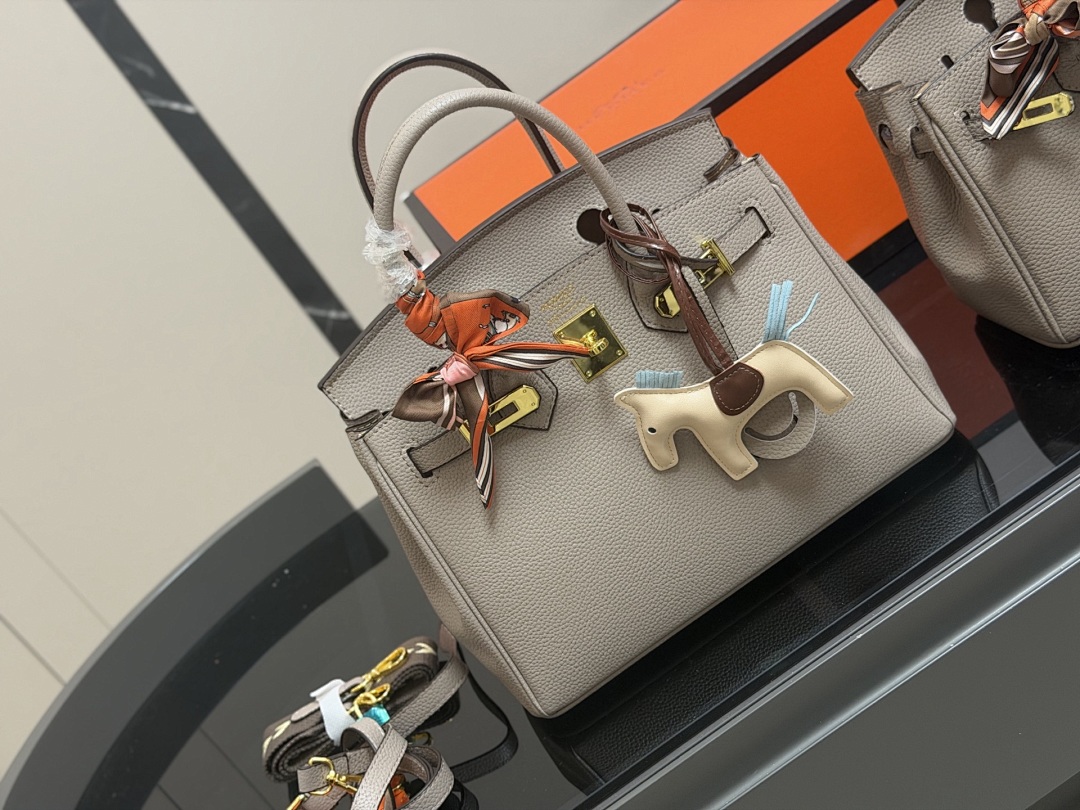 Hermes Birkin Bag view