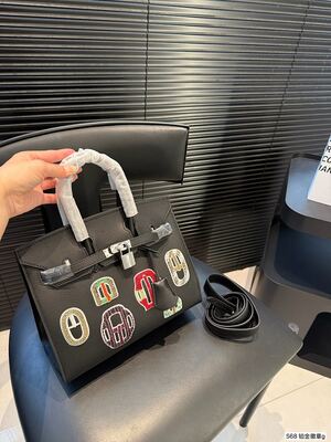 Hermes Kelly Bag view 7