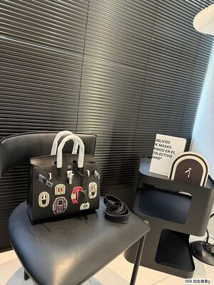 Hermes Kelly Bag view 9