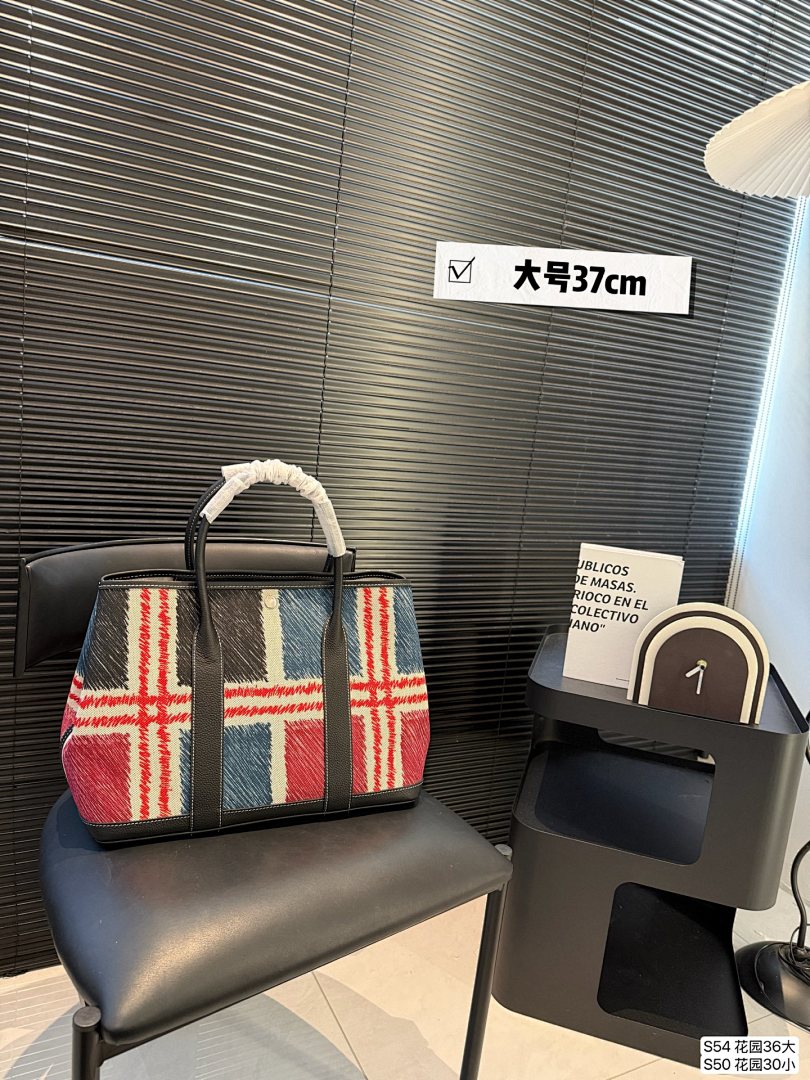 Hermes Picotin Lock Bag view