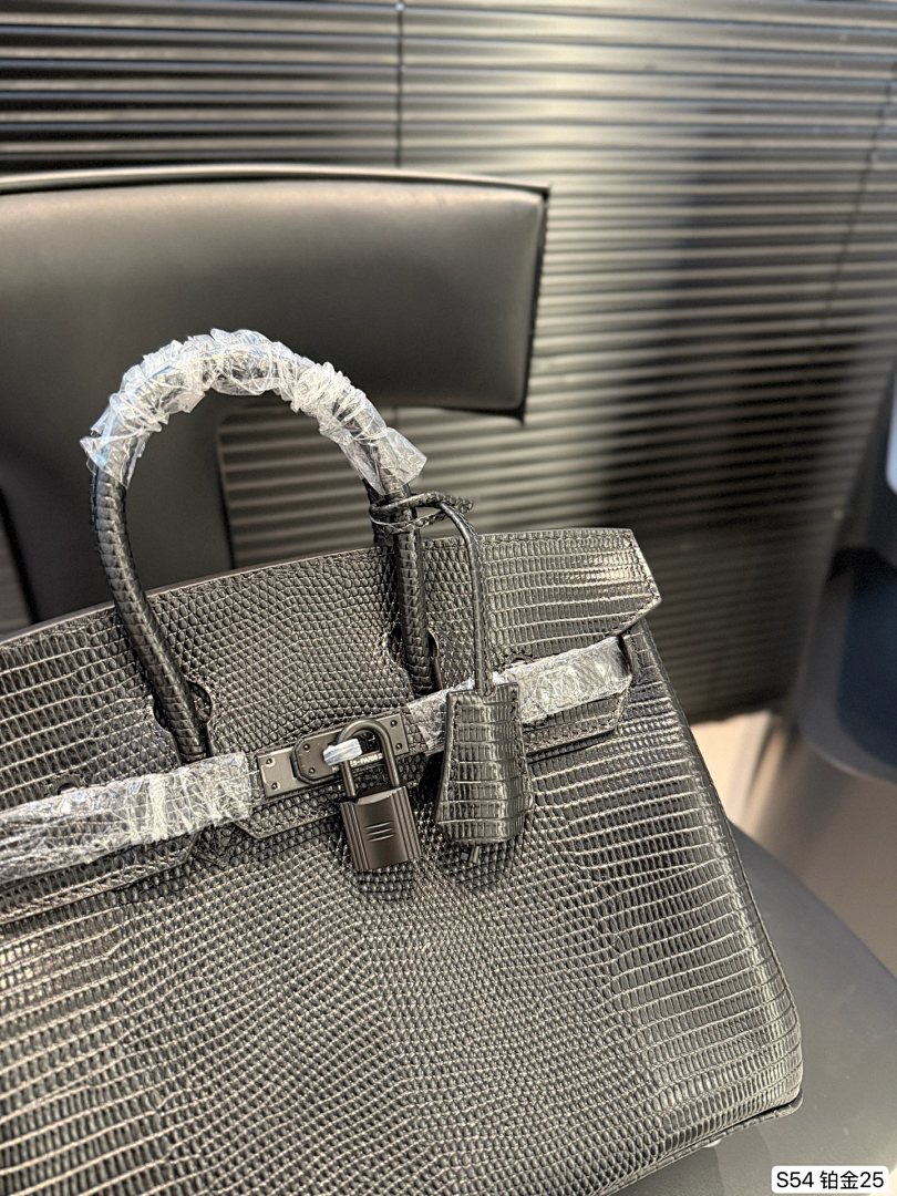 Hermes Evelyne Bag view