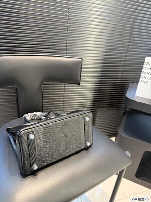 Hermes Evelyne Bag view 1