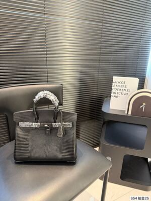 Hermes Evelyne Bag view 7