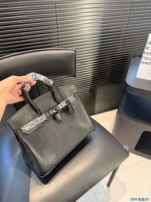 Hermes Evelyne Bag view 8