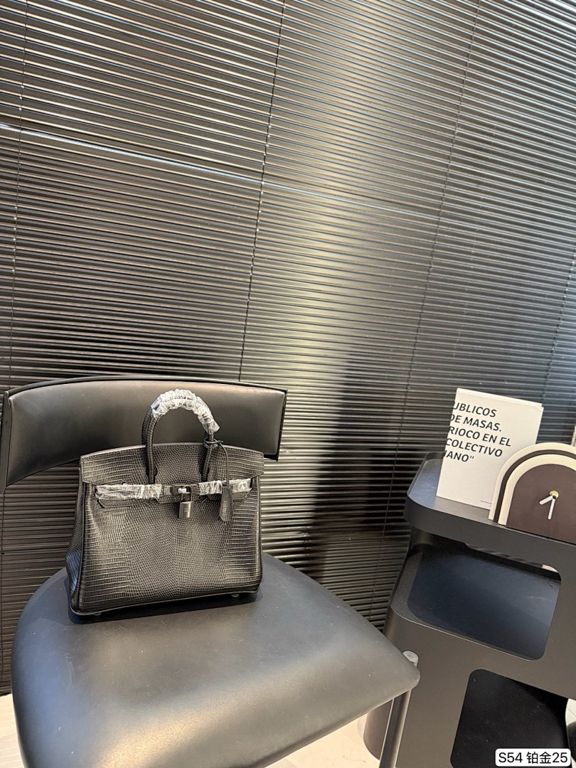 Hermes Evelyne Bag view
