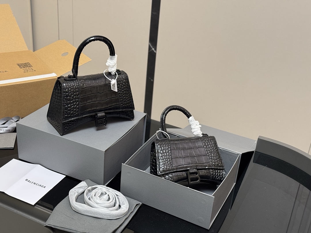 Balenciaga Hourglass Bag view