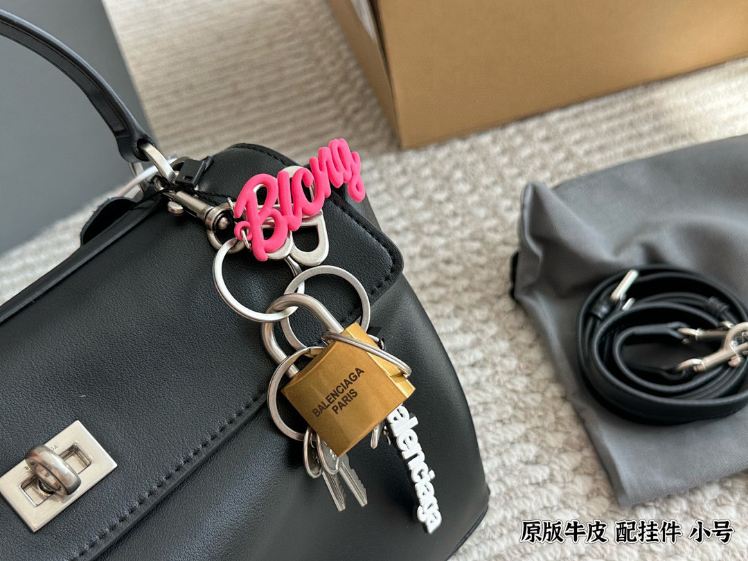 Balenciaga Neo Classic Bag view