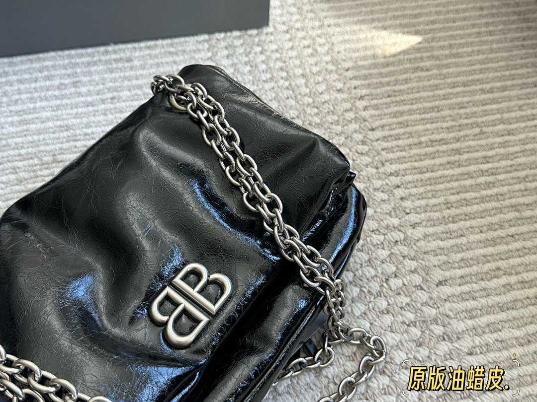 Balenciaga Puff Bag view