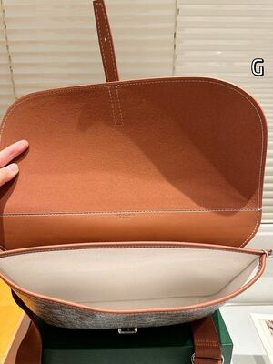 Goyard Saint Louis Tote view 2