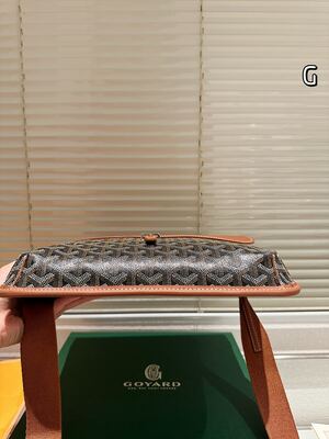 Goyard Saint Louis Tote view 4