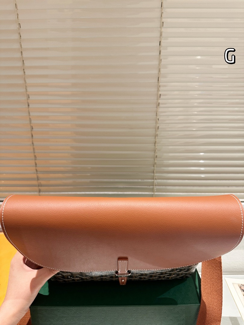 Goyard Saint Louis Tote