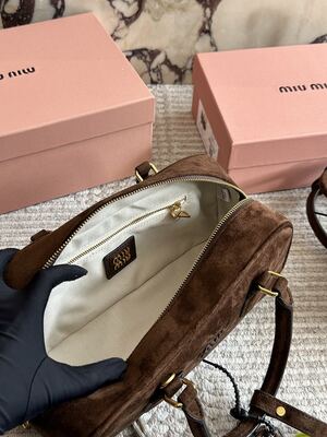 Miu Miu Bow Tote view 4