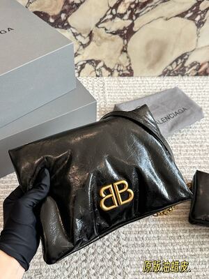 Balenciaga Neo Cagole Bag view 17