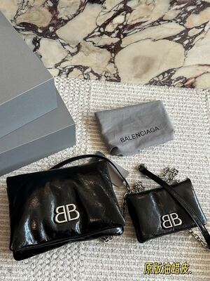 Balenciaga Neo Cagole Bag view 9