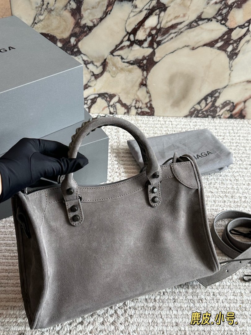 Balenciaga City Shoulder Bag view