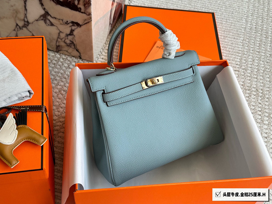 Hermes Kelly Bag view