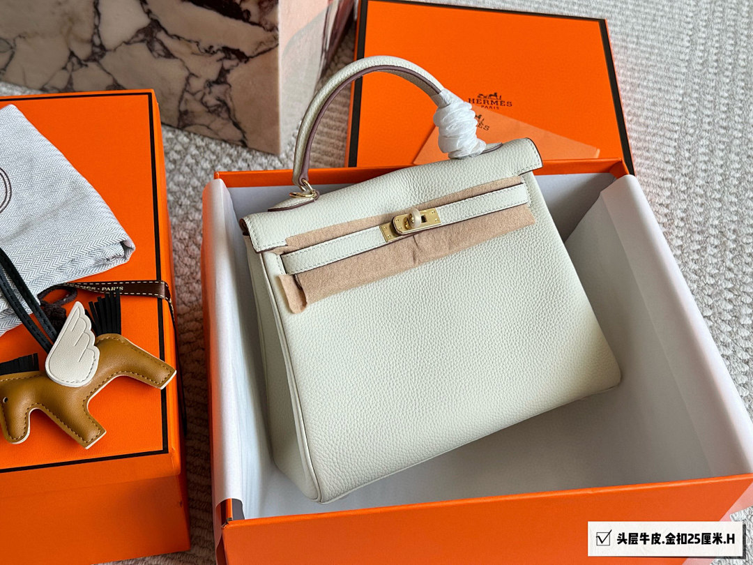 Hermes Kelly Bag view