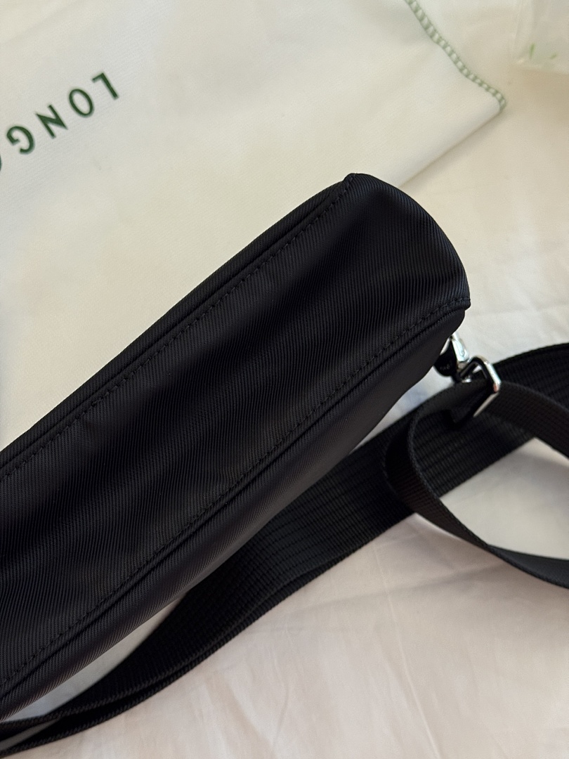 Longchamp Pouch Bag view
