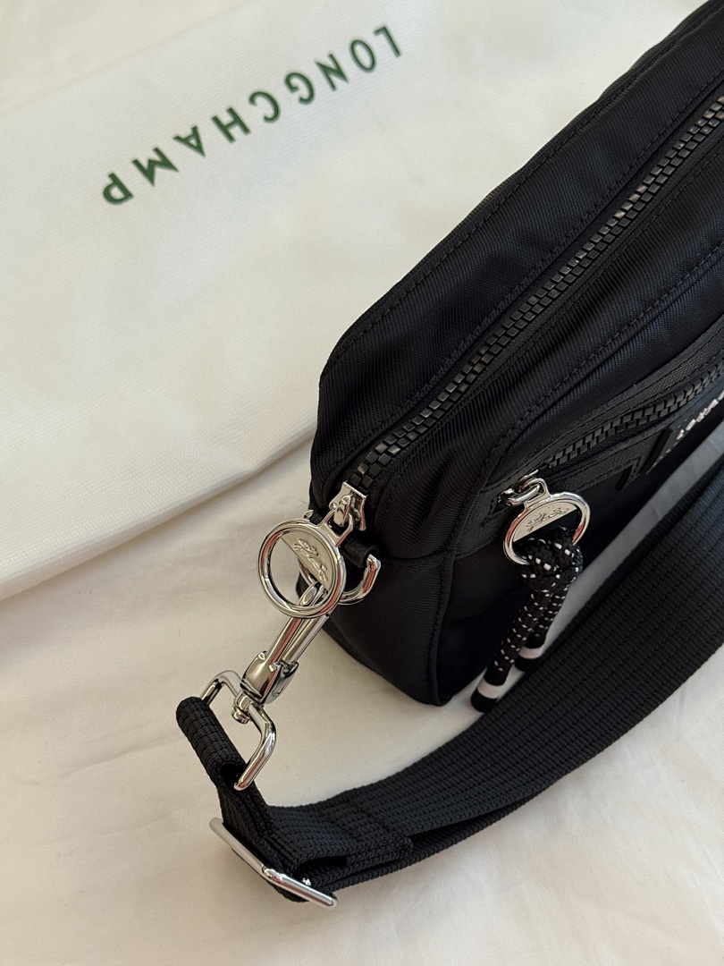 Longchamp Pouch Bag view