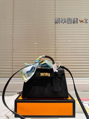Hermes Kelly Bag view 14