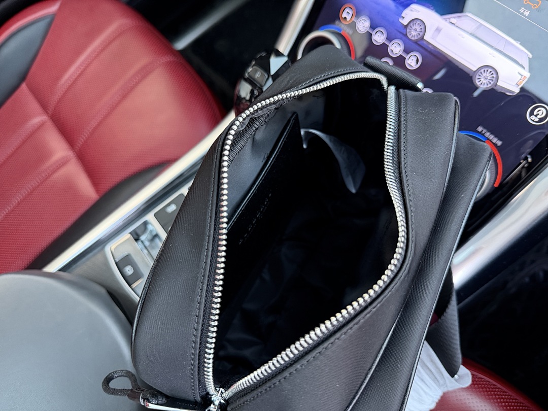 Burberry Logo Crossbody Bag view