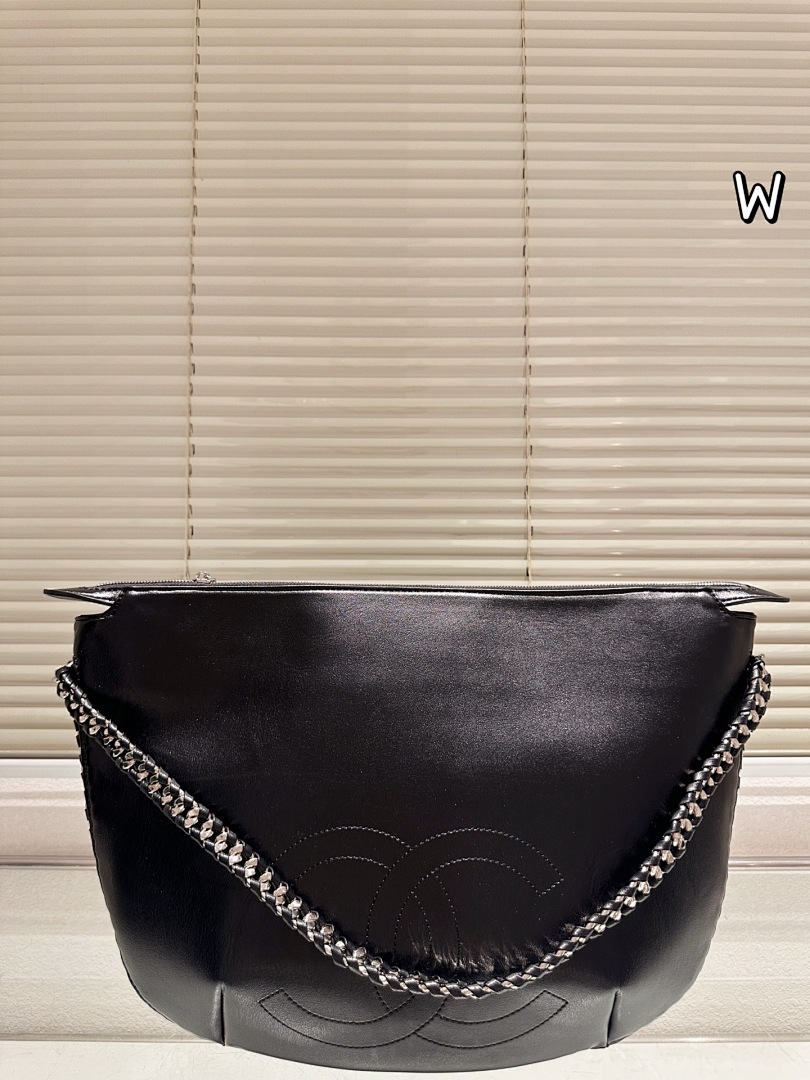 Celine Luggage Phantom Bag