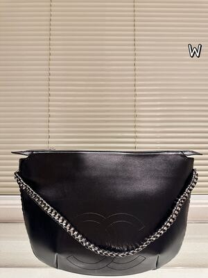 Celine Luggage Phantom Bag