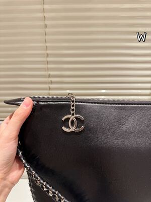 Celine Luggage Phantom Bag view 7