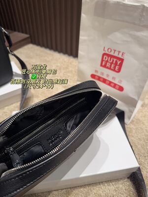 Montblanc Crossbody Bag view 3