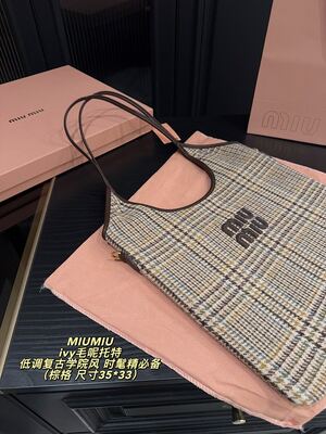 Miu Miu Ivy Shoulder Bag view 5