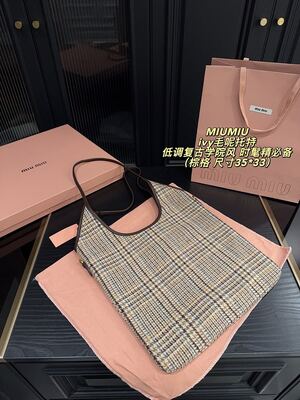 Miu Miu Ivy Shoulder Bag view 6