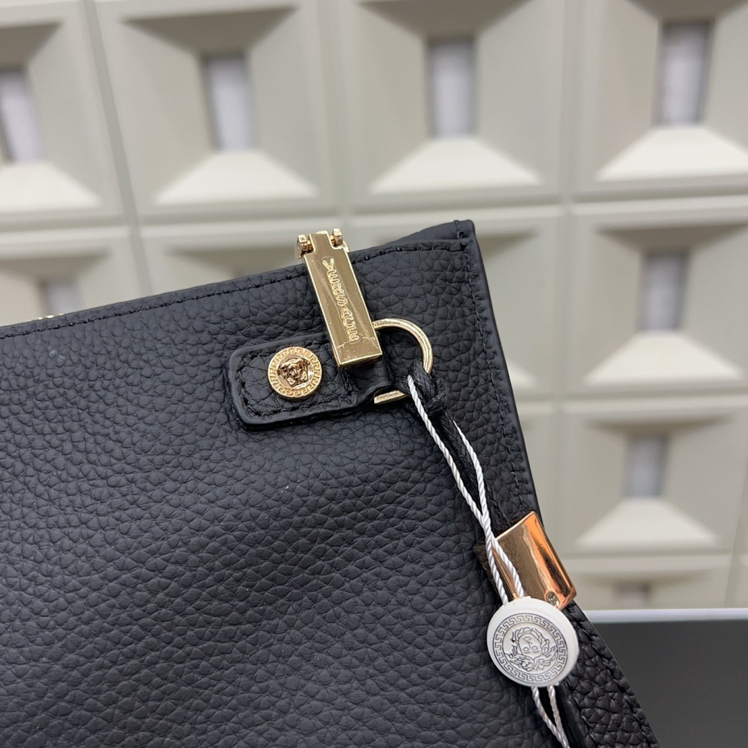 Versace Medusa Wallet view