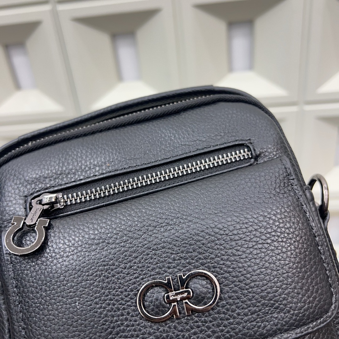 Crossbody Bag view