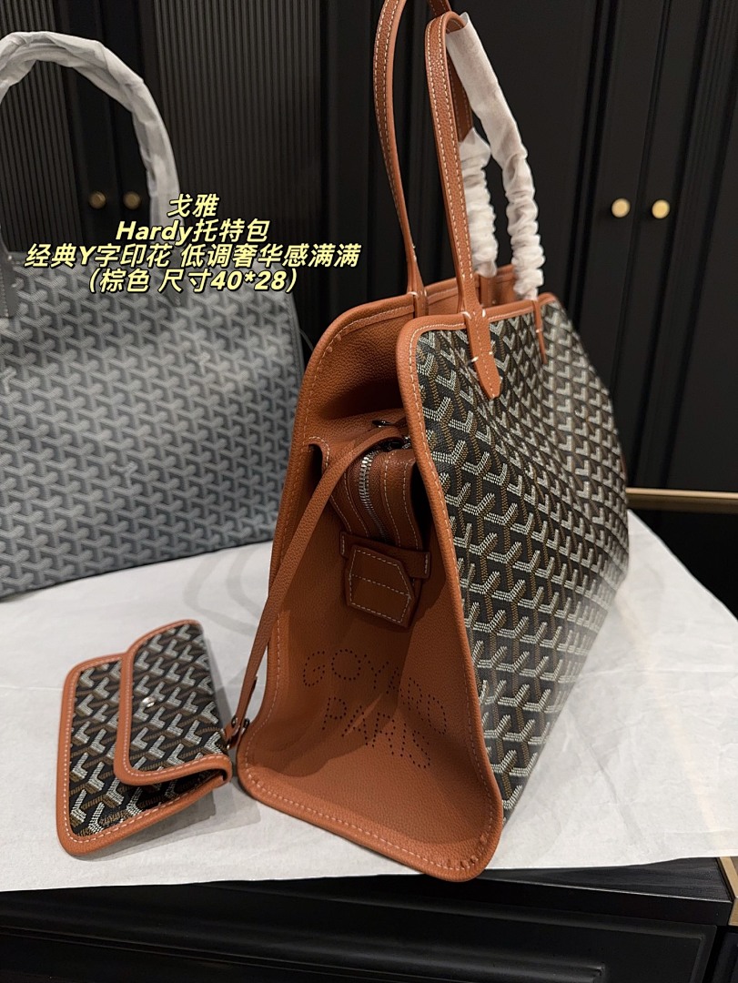 Goyard Hardy Tote Bag view