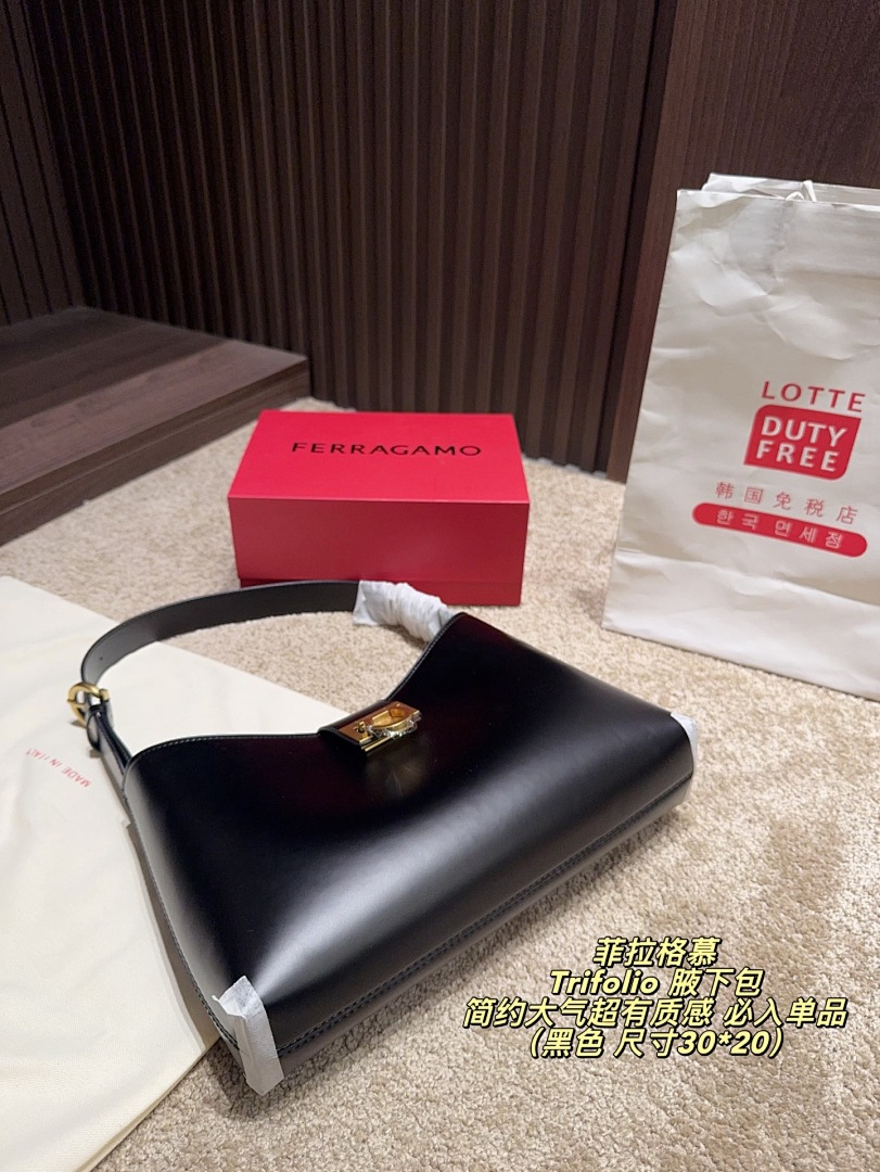 Ferragamo Trifolio Bag