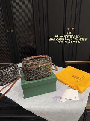 Goyard Saint Louis Tote view 20