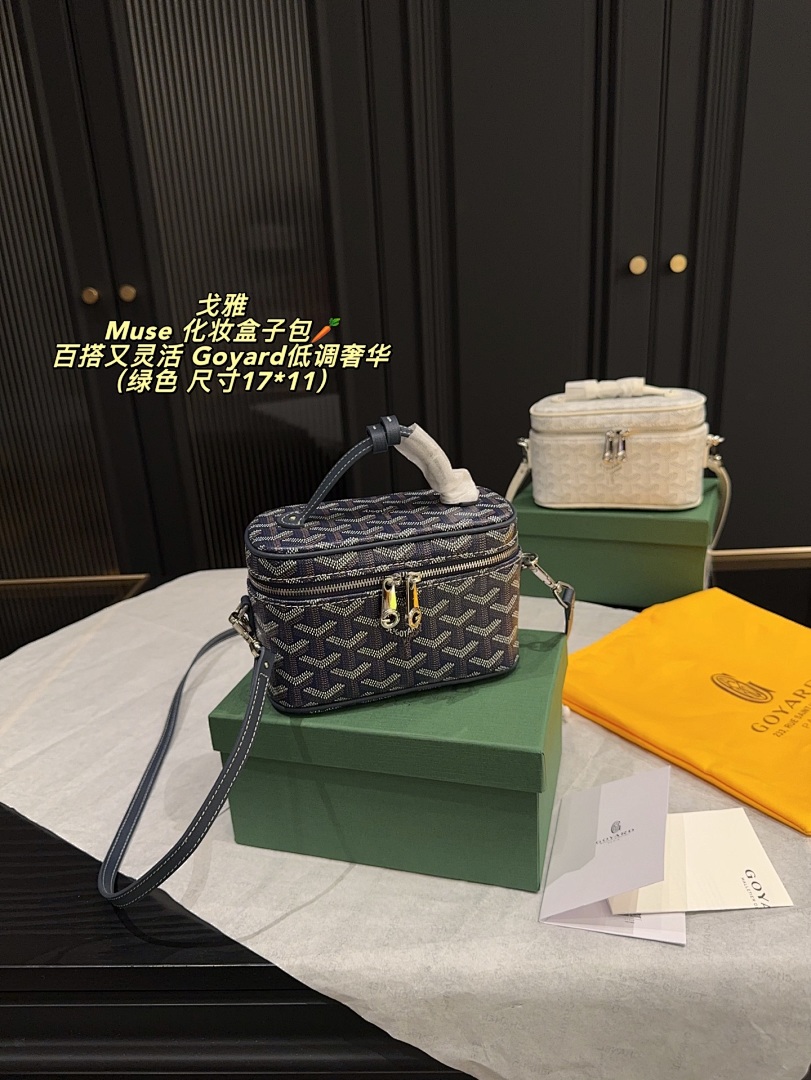 Goyard Saint Louis Tote view