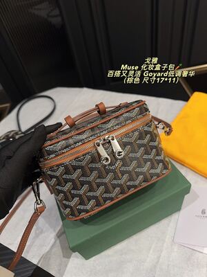 Goyard Saint Louis Tote view 7