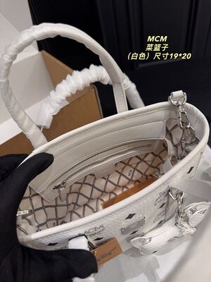 Other Tote view 11
