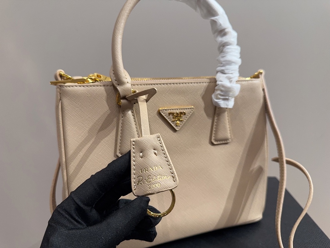 Prada Galleria Tote view