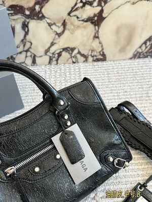 Balenciaga City Bag view 11