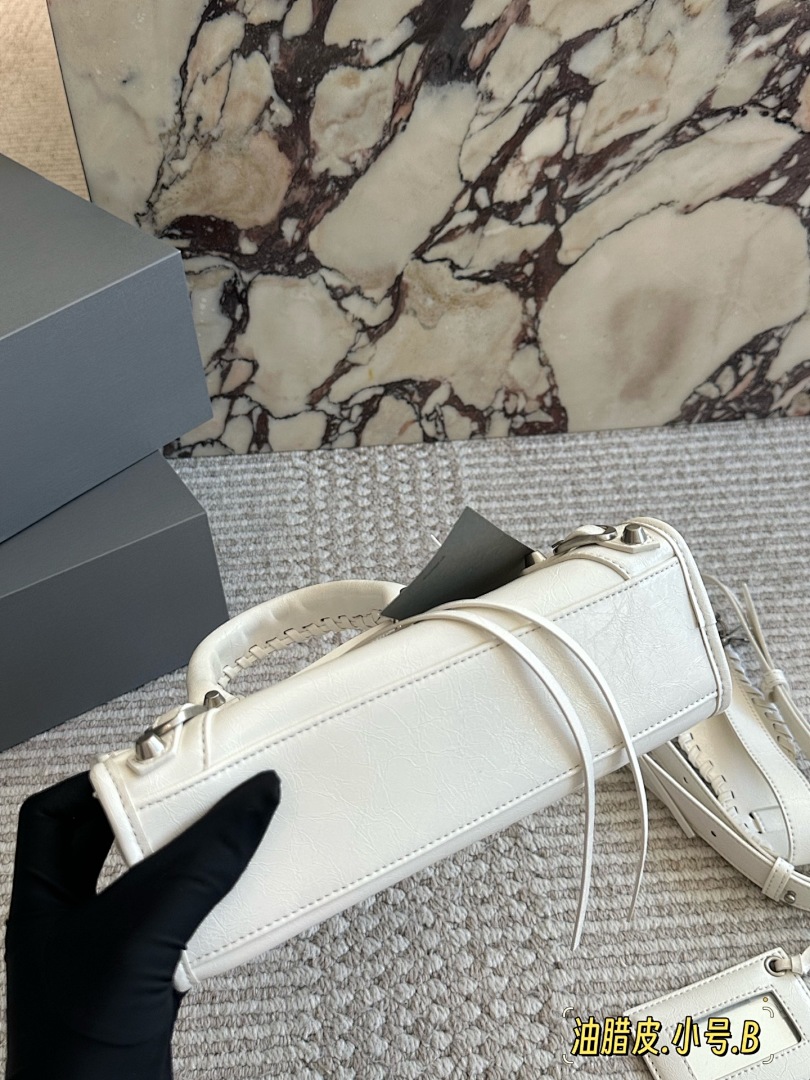Balenciaga City Bag view