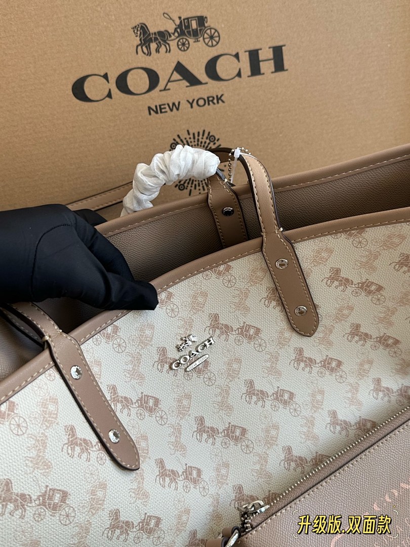 Coach Court Tote view