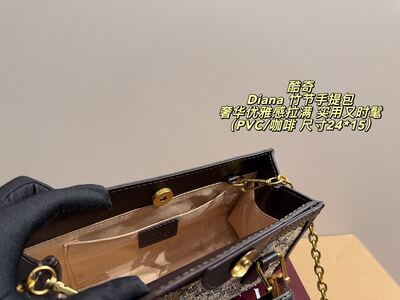 Gucci GG Marmont Clutch view 2