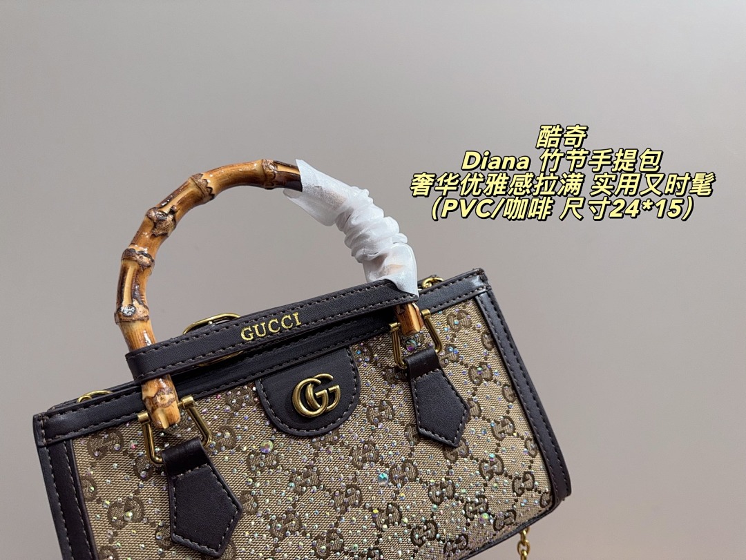 Gucci GG Marmont Clutch view