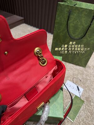 Gucci GG Marmont Shoulder Bag view 2